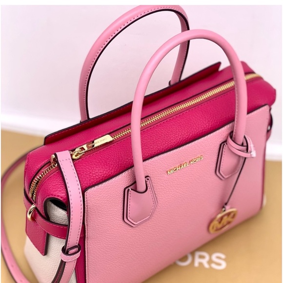 Michael Kors Mercer Medium Top Zip Belted
Satchel Crossbody Electric Pink - Picture 5 of 13